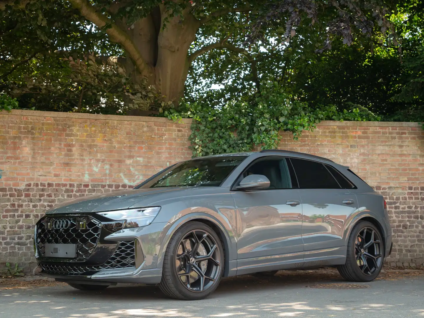Audi RS Q8 Performance | Audi Exclusive Nimbus Grey Grijs - 2