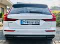 Volvo V60 Inscription T6 HuD, Pano, Harm/Kard, Mass, 19“2x Weiß - thumbnail 11