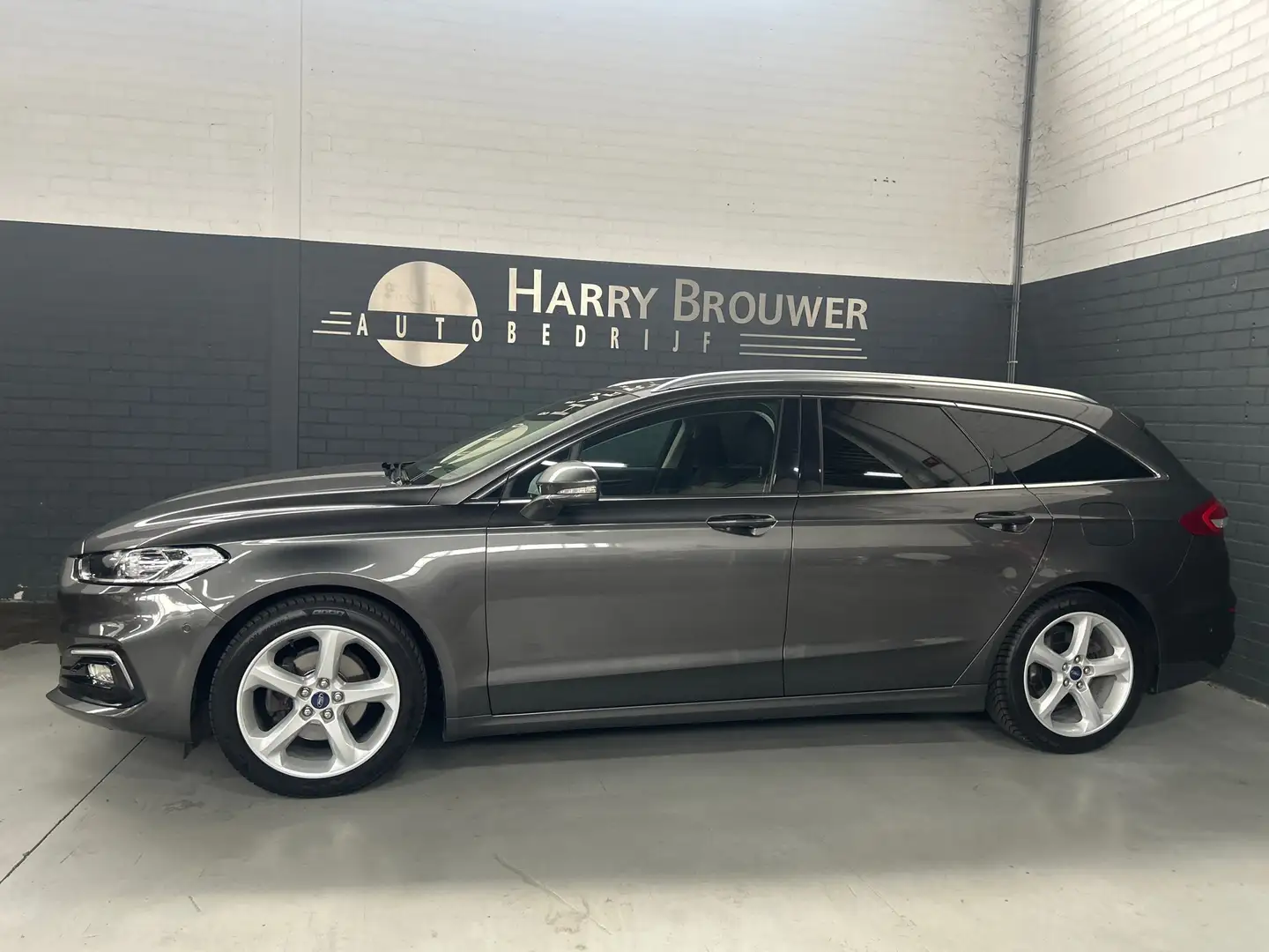 Ford Mondeo Wagon 1.5 Titanium, Nieuw Model, zeer mooie auto Gris - 2