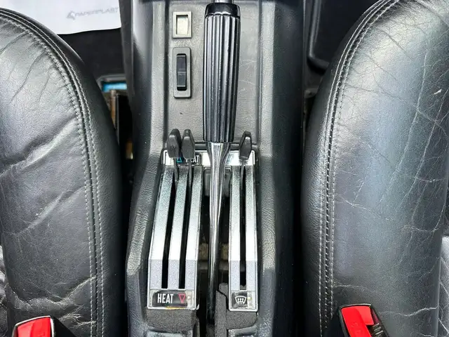 Fiat 124 Spider view 15