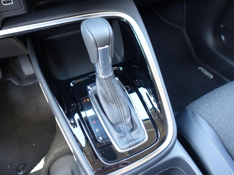 Honda HR-V 1.5 i-MMD 131pk CVT Advance Privacy Glas en Afneem — photo 18