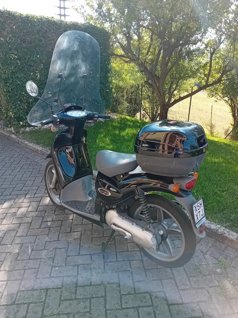 Aprilia Scarabeo Nero - 1