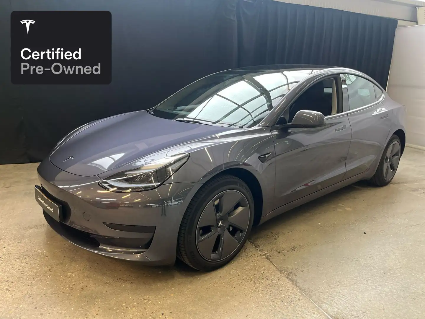 Tesla Model 3 Rear-Wheel Drive “Certified Pre-Owned” Zilver - 1