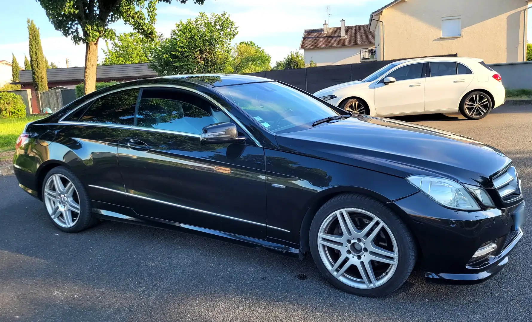 Mercedes-Benz E 350 Classe E Coupé 350 CDI BlueEfficiency A Schwarz - 2