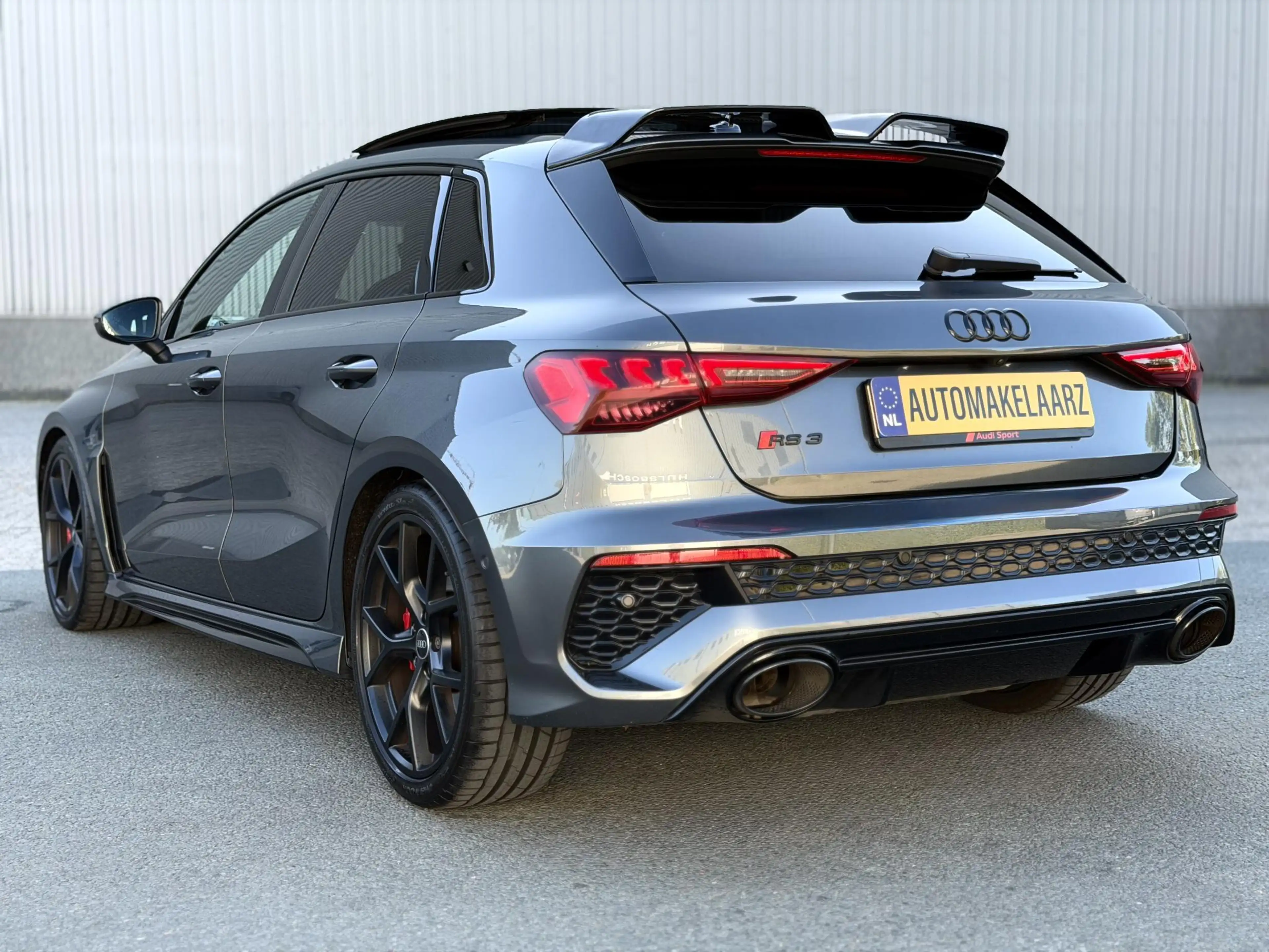 Audi RS3 A3 Sportback 2.5 TFSI quattro DYNAMIC CARBON PANO — photo 4