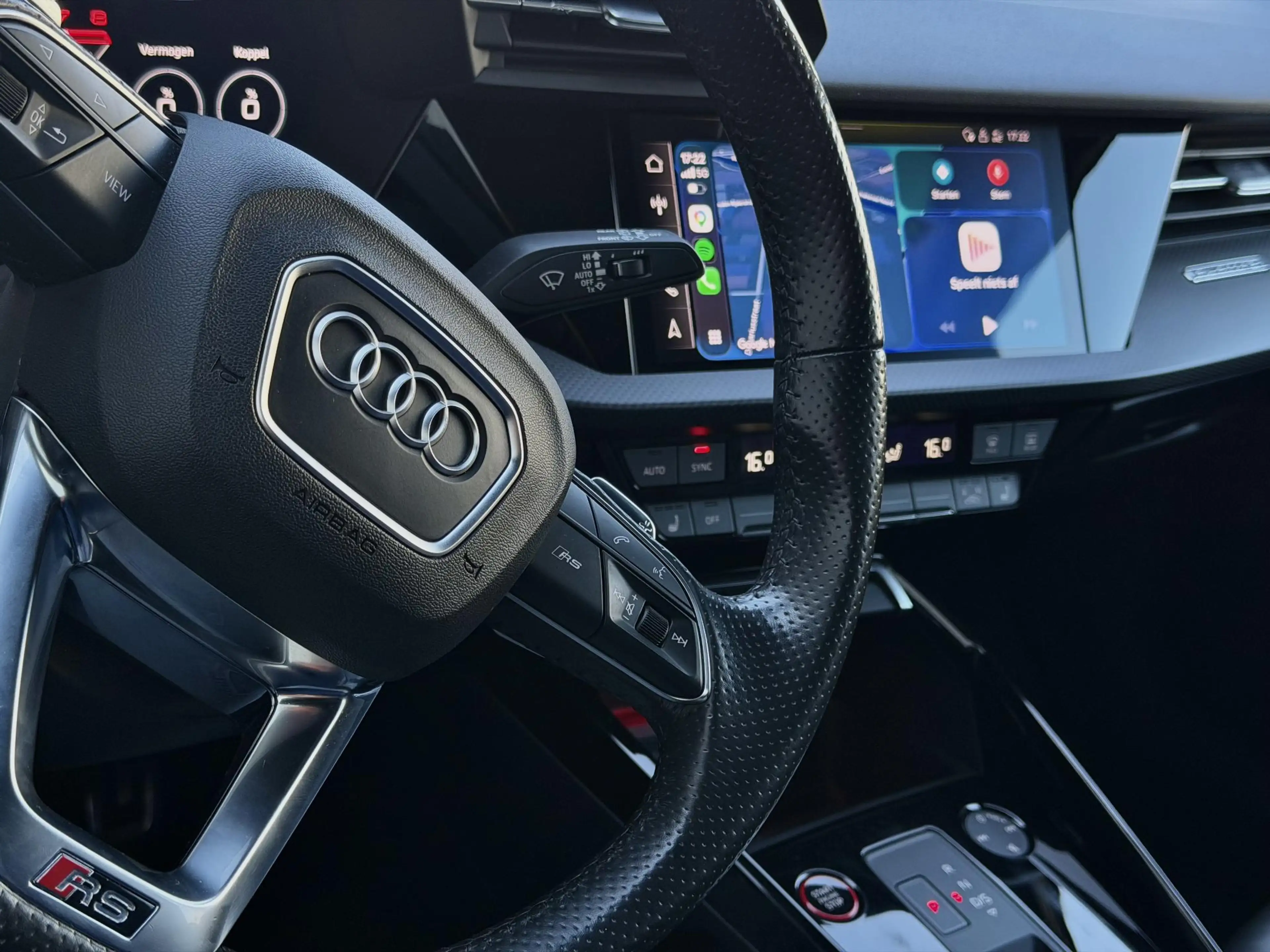 Audi RS3 A3 Sportback 2.5 TFSI quattro DYNAMIC CARBON PANO — photo 15