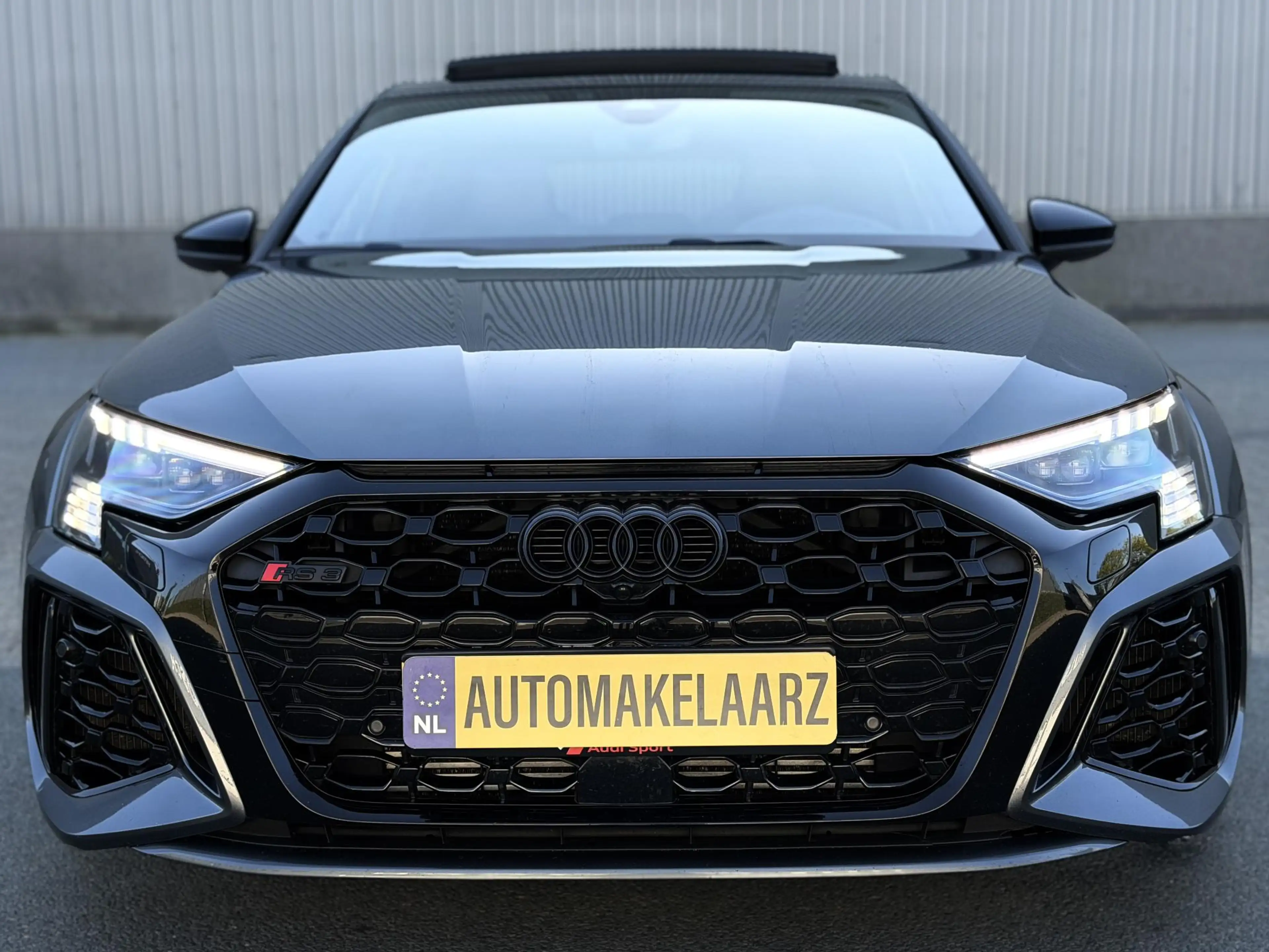Audi RS3 A3 Sportback 2.5 TFSI quattro DYNAMIC CARBON PANO — photo 2