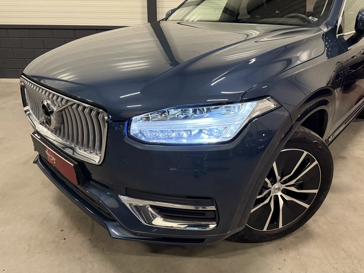 Volvo XC90 T8 Recharge AWD Inscription 7P. PANO/LUCHTVERING/T Bleu - 2
