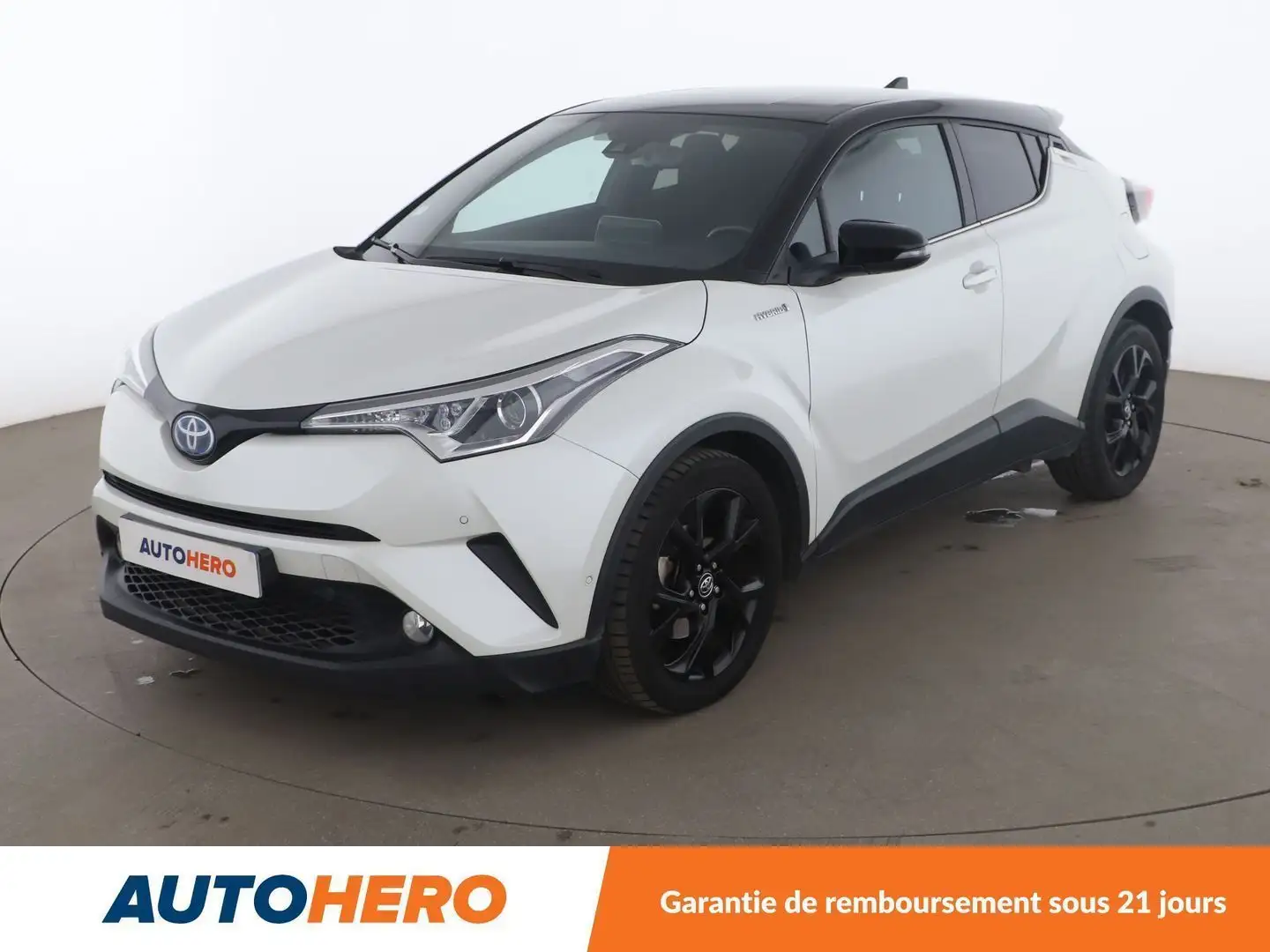 Toyota C-HR 1.8 Hybride Graphic Blanc - 1