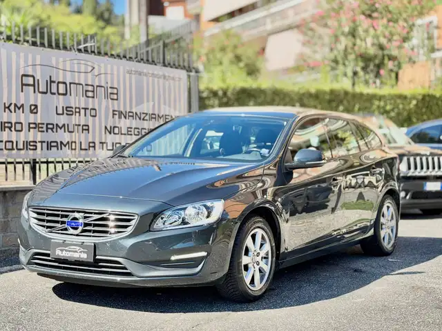 Volvo V60 2014 2.0 d4 Geartronic UNICOPROPRIETARIO\CAMBIOAUTOMATICO\GARANZIA\PRONTACONSEGNA