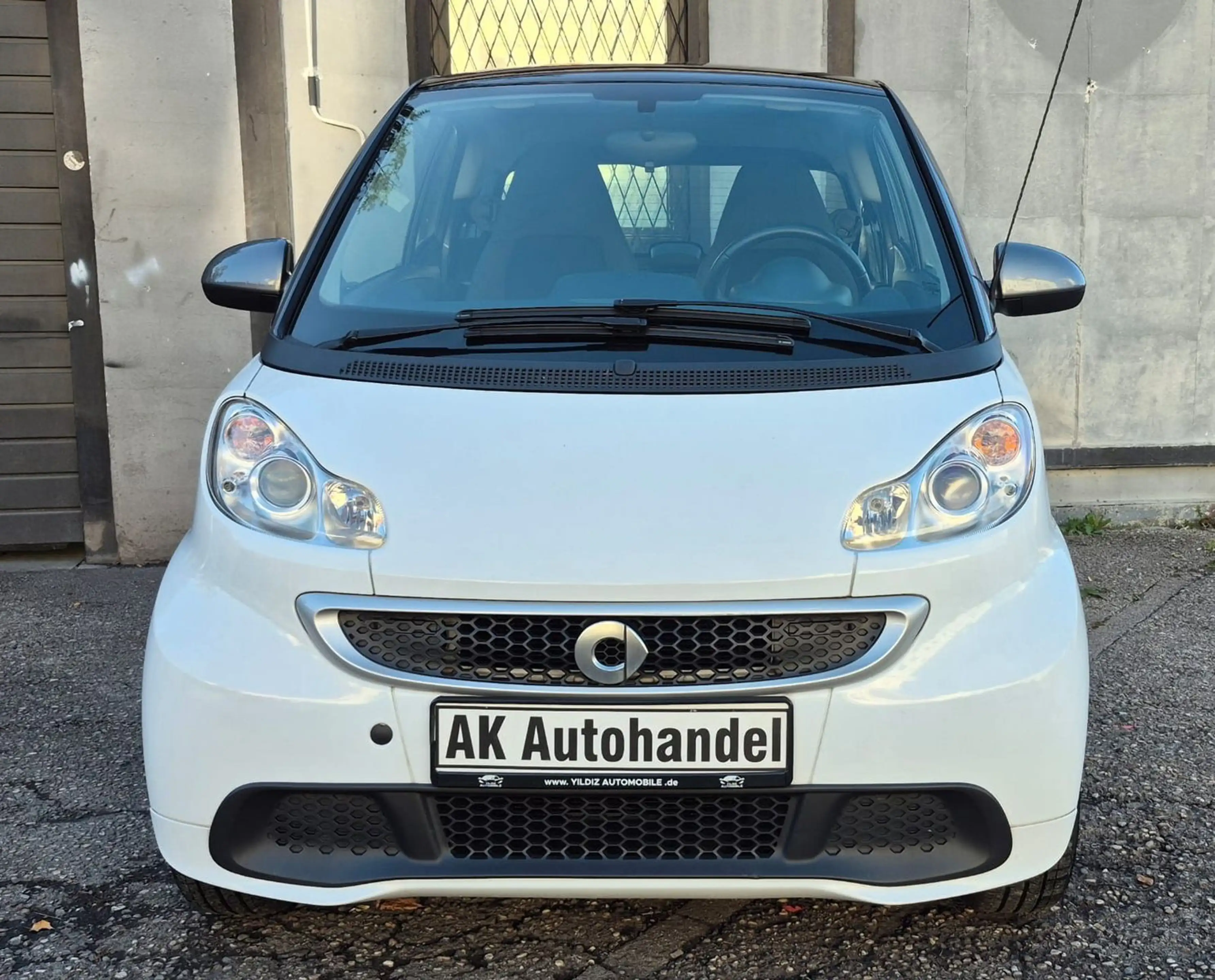 smart forTwo fortwo coupe Micro Hybrid Drive 52kw — photo 2