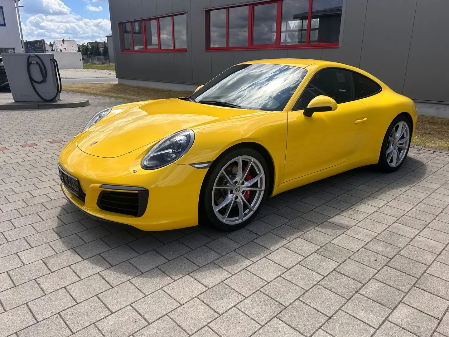 Porsche 991 911 991.2 Carrera S Sport-Chrono Abgas Lift Bose Jaune - 1