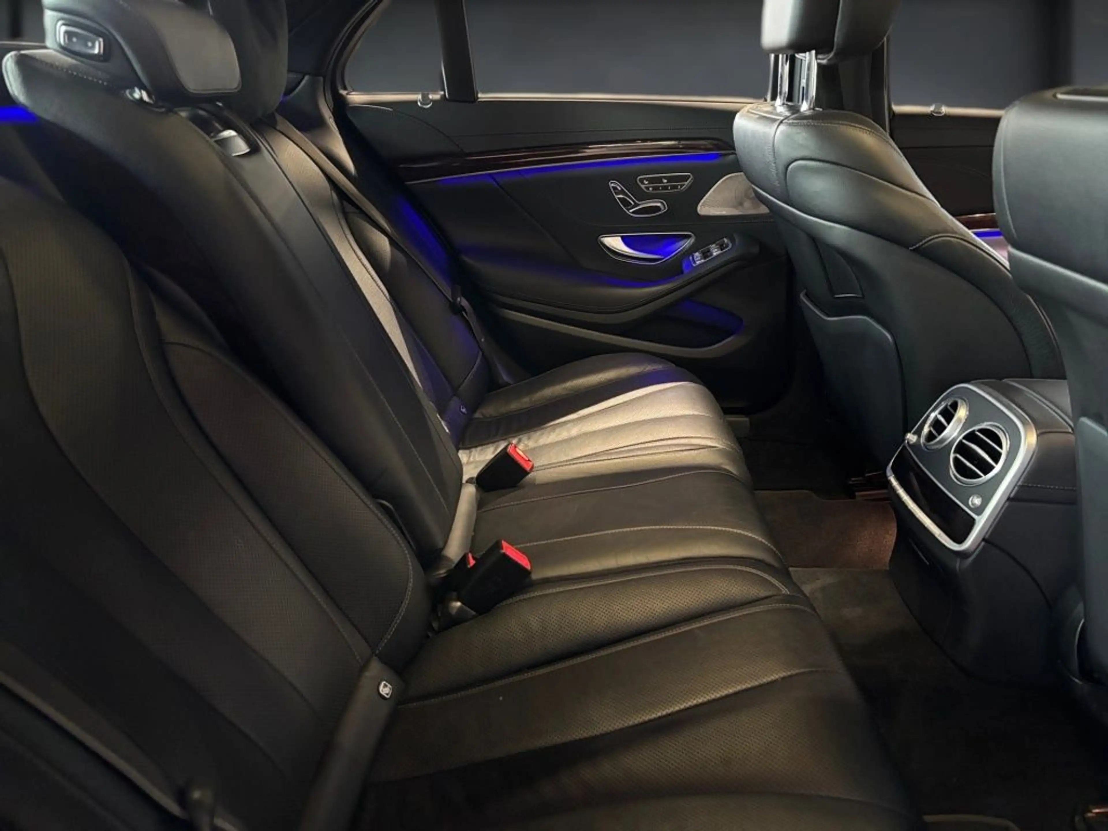 Mercedes-Benz S 400 d 4M PANO+HUD+BURM.+SITZKL.+AIRMATIC+SOFTC — photo 13