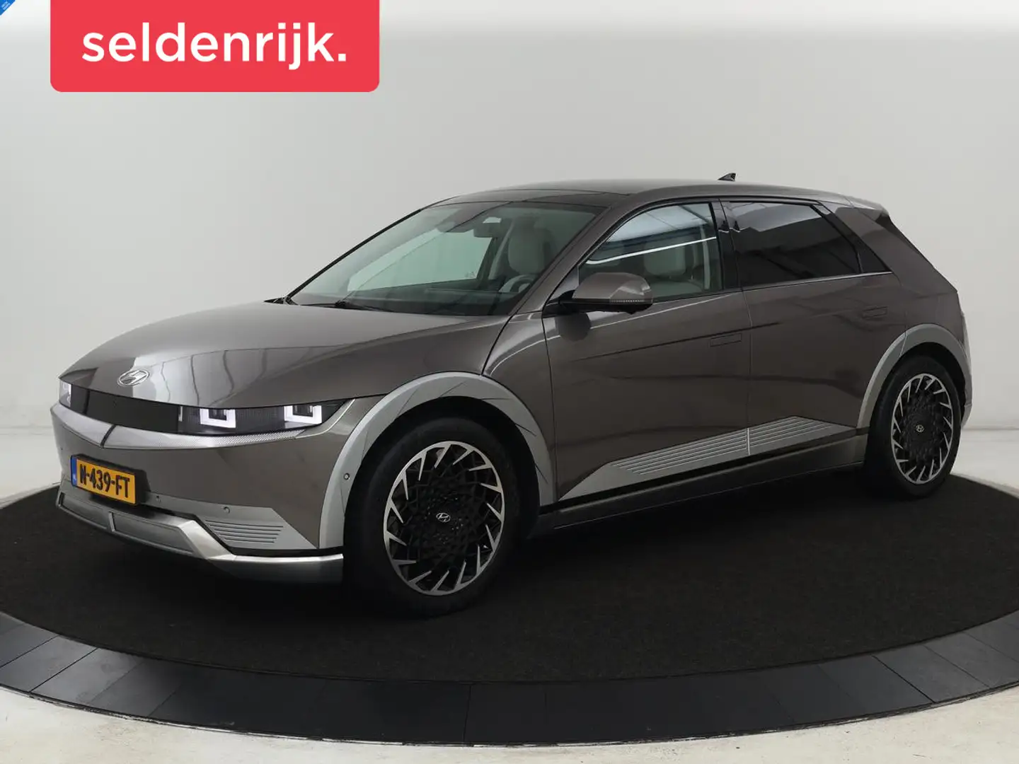 Hyundai IONIQ 5 Lounge 73kWh | Panoramadak | Stoelventilatie | Led Verde - 1