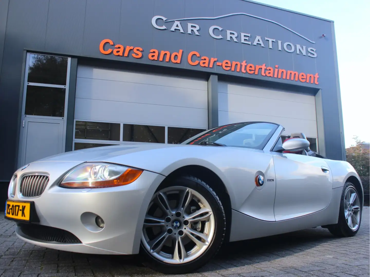 BMW Z4 Roadster 3.0i Youngtimer Grijs - 1