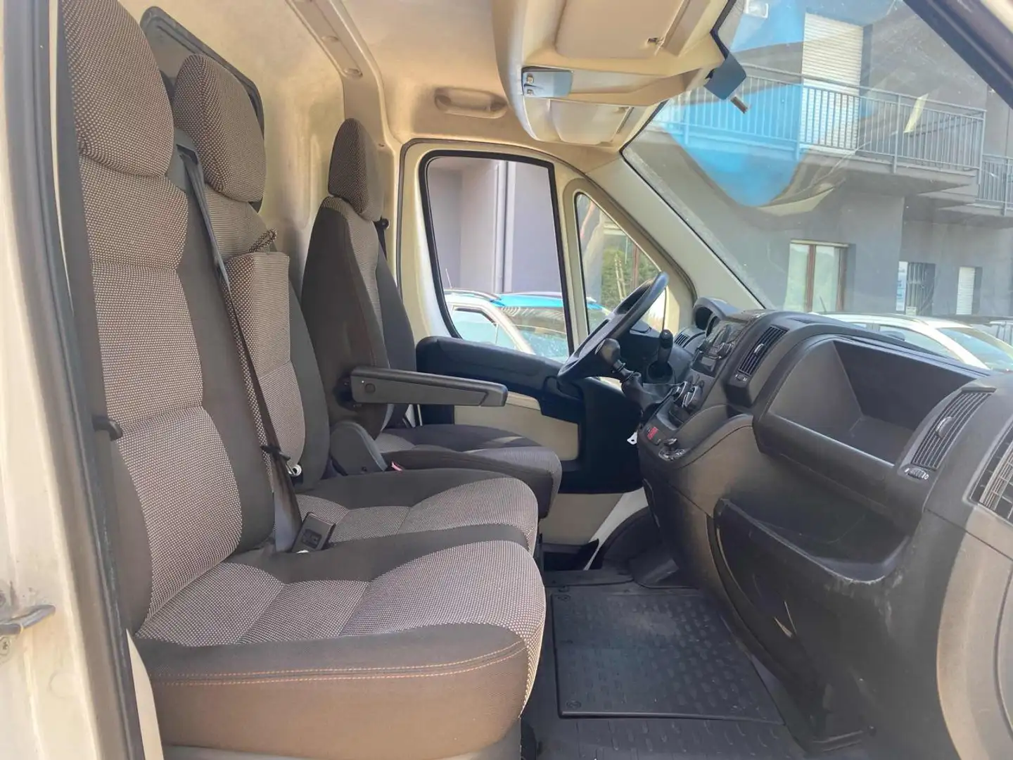 Peugeot Boxer 2.0 BlueHDi  TEGLIANDATO  FULL OPTIONAL Bianco - 2
