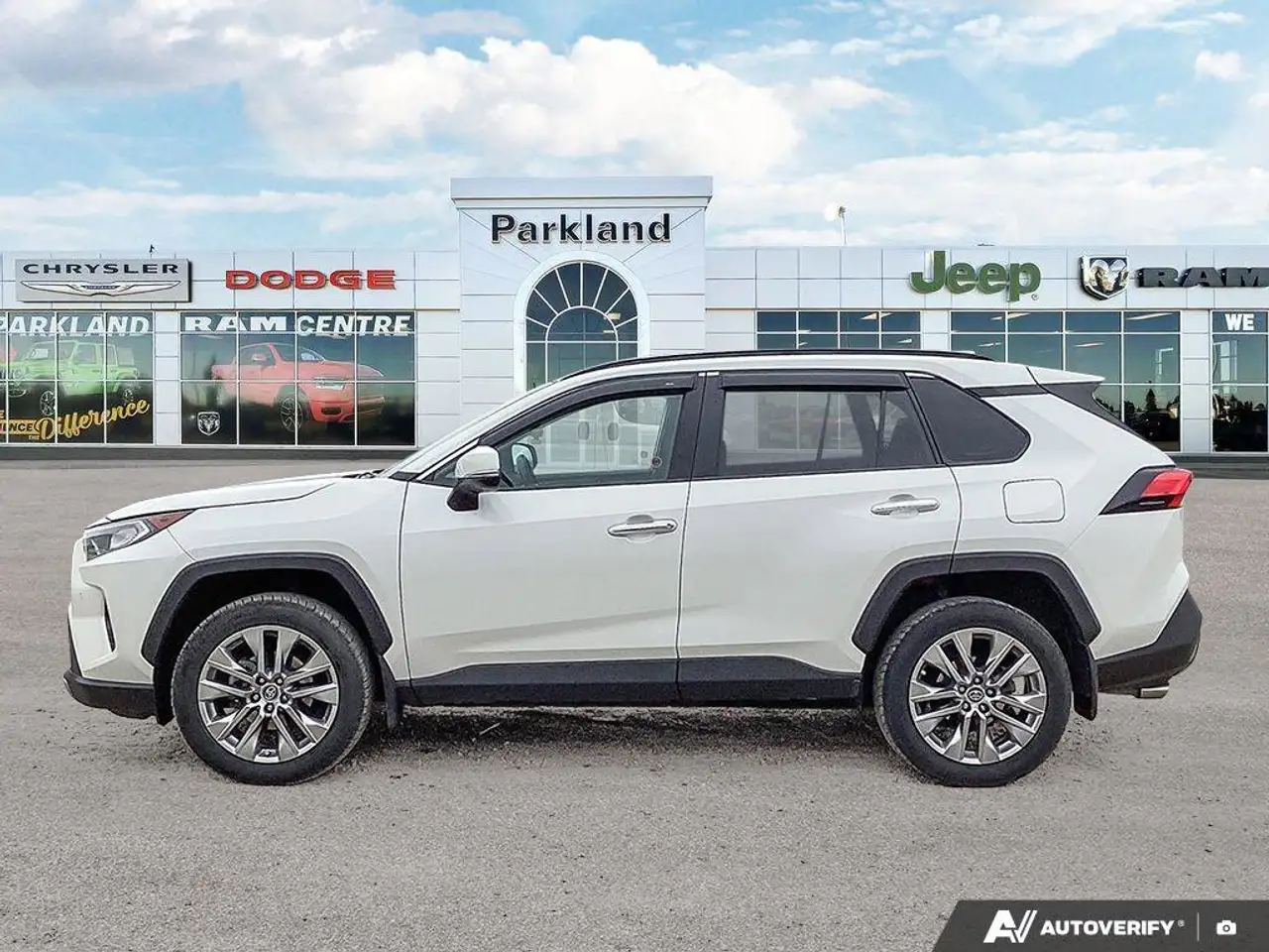 Toyota RAV 4 снимка Toyota RAV 4