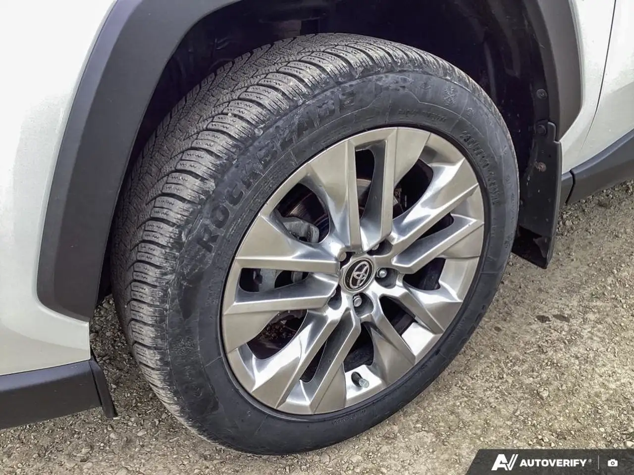Toyota RAV 4 снимка Toyota RAV 4