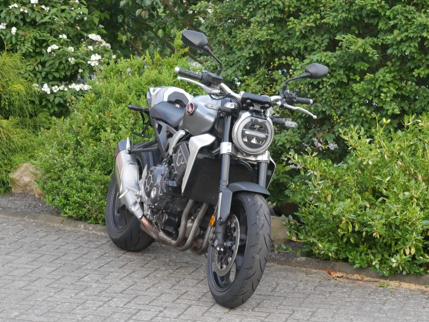 Honda CB 1000 R Срібний - 2