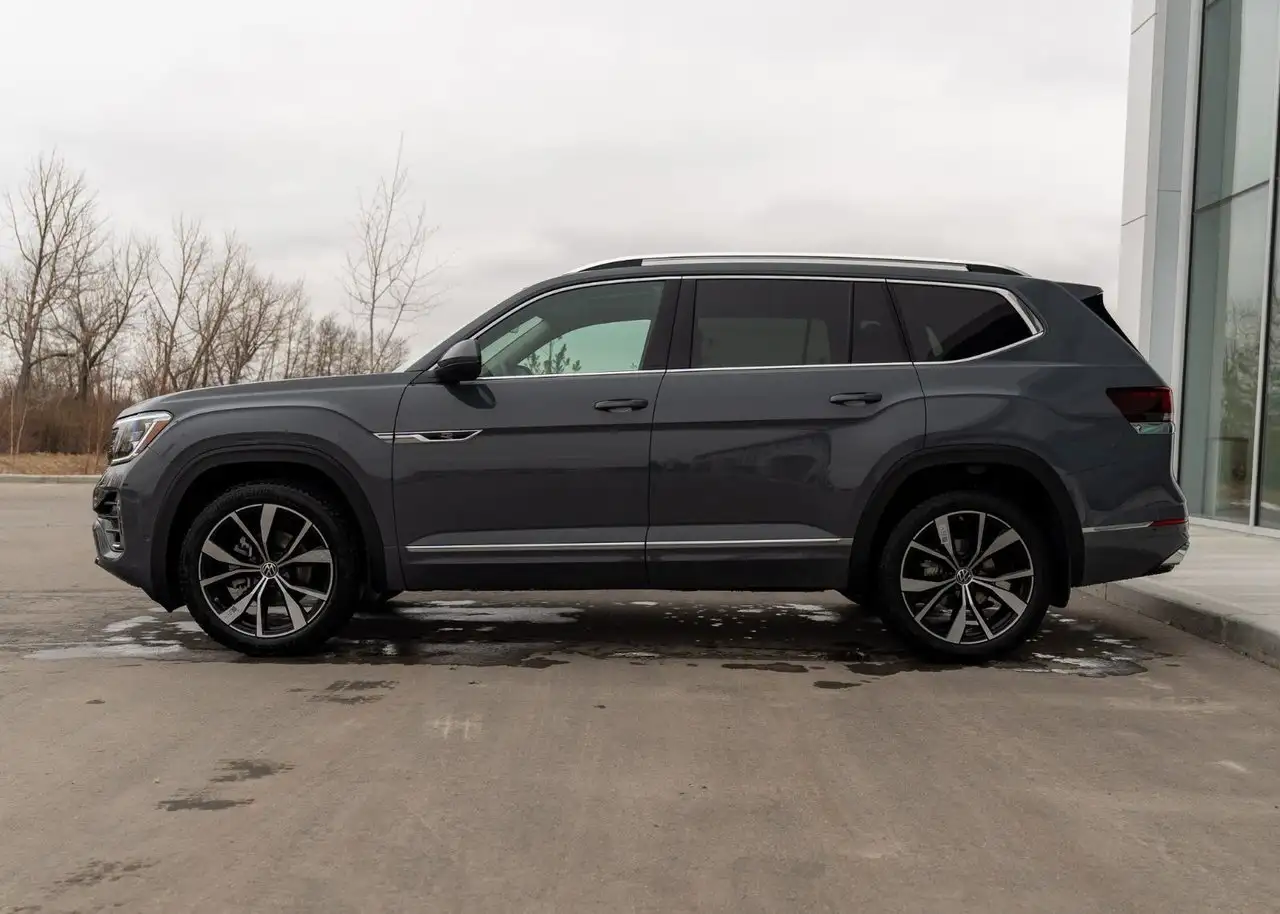 Volkswagen Atlas снимка Volkswagen Atlas