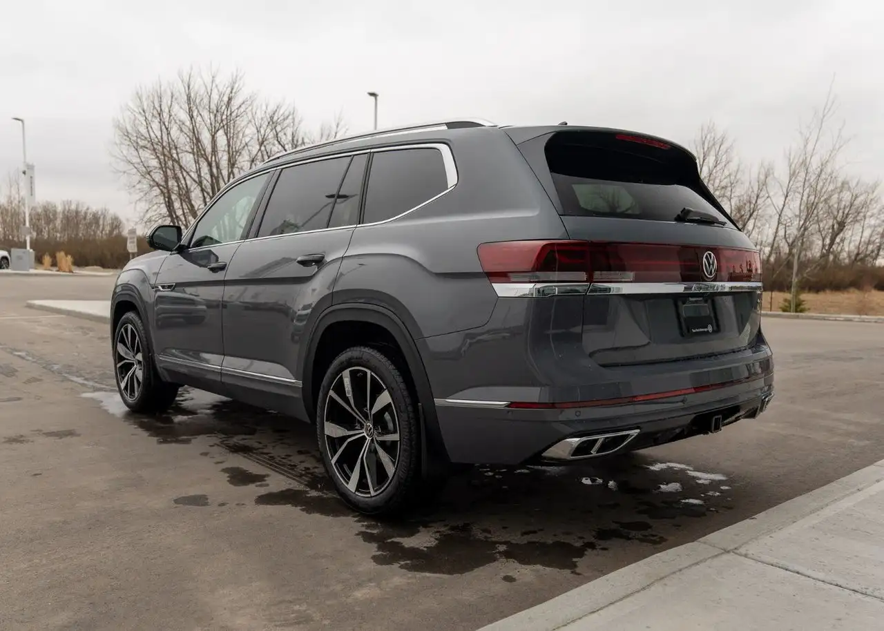 Volkswagen Atlas снимка Volkswagen Atlas