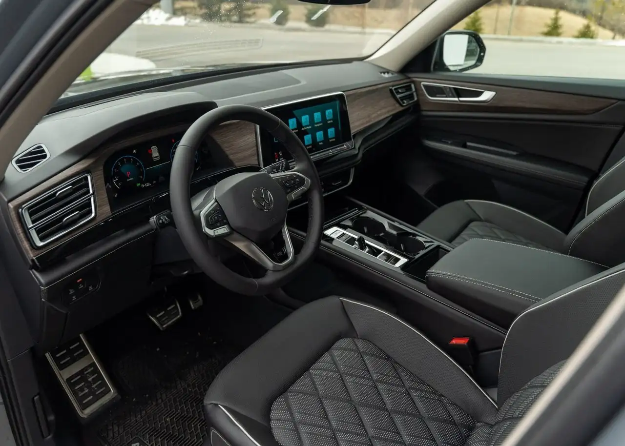 Volkswagen Atlas снимка Volkswagen Atlas