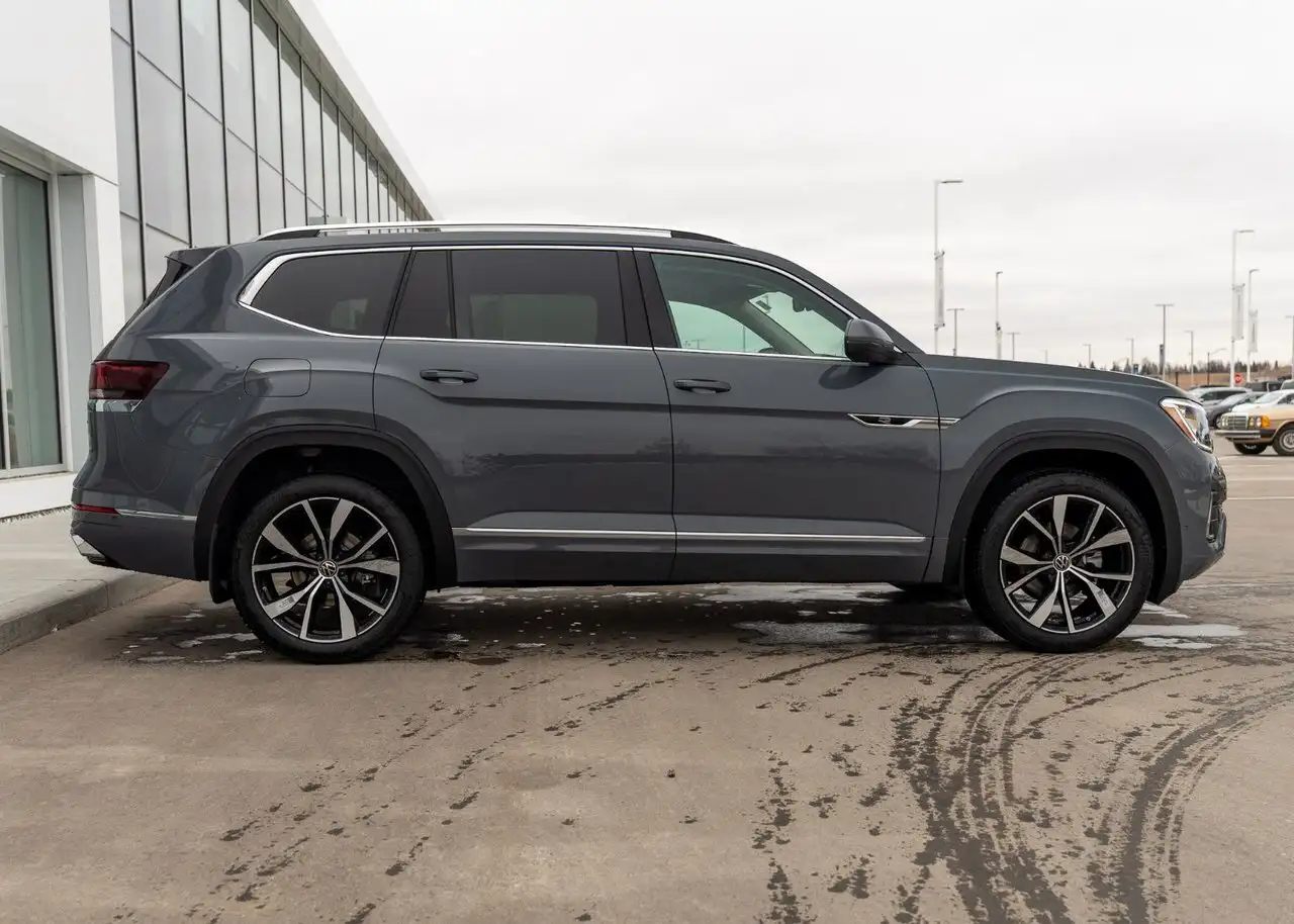 Volkswagen Atlas снимка Volkswagen Atlas