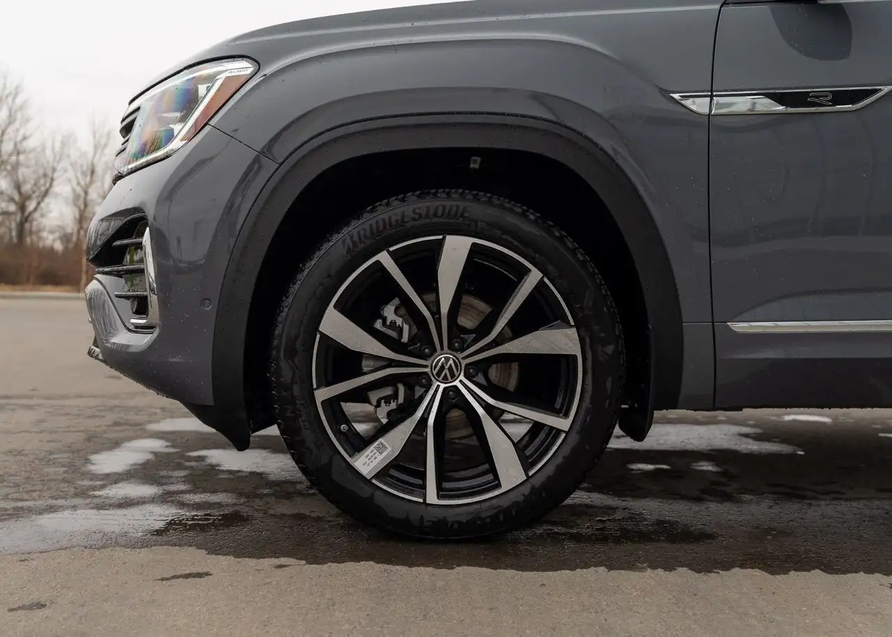 Volkswagen Atlas снимка Volkswagen Atlas