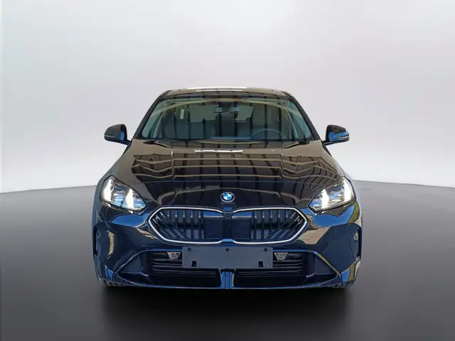 BMW 1 Series view 2