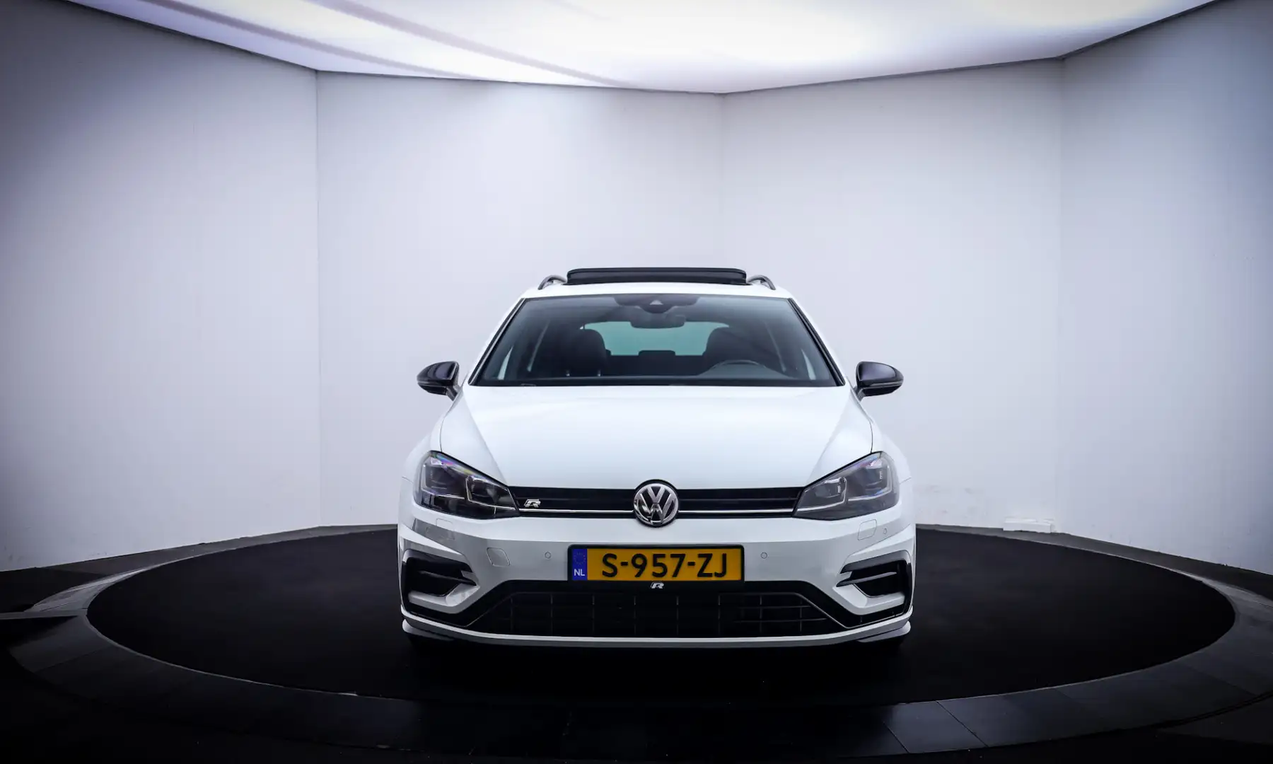 Volkswagen Golf R 2.0T 300Pk R 4Motion PANO | DIGI.DASH | ALARM KL 3 Blanc - 2