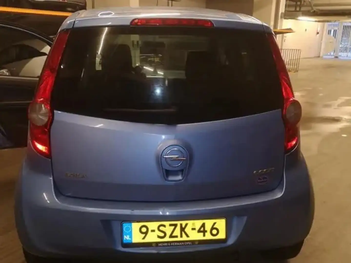 Opel Agila Agila 1.0 Berlin Blauw - 2