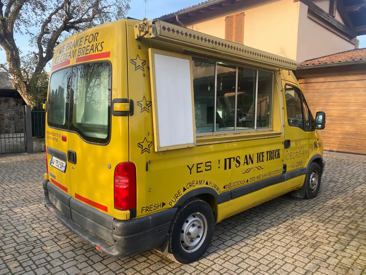Renault Master Foodtruck, foto 2