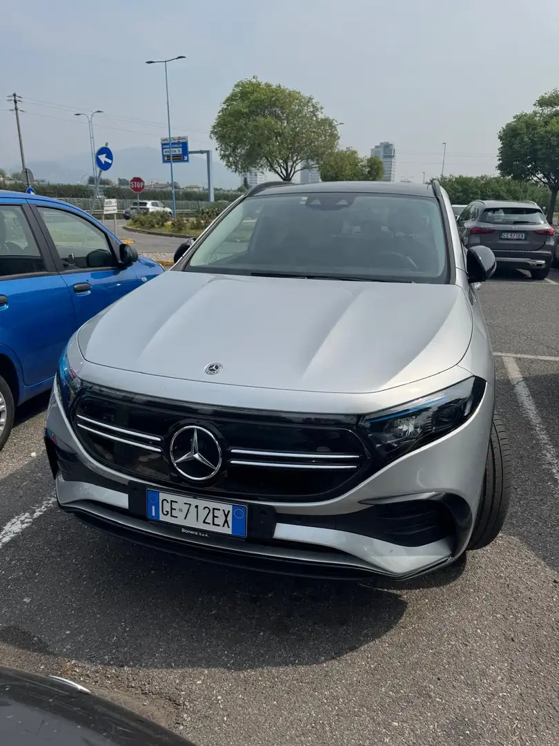 Mercedes-Benz EQA 250 premium Silver - 2