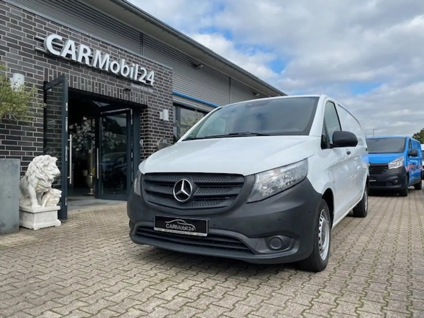 Mercedes-Benz Vito 111 CDI Extralang*Klima*PDC*Multi* Blanc - 1