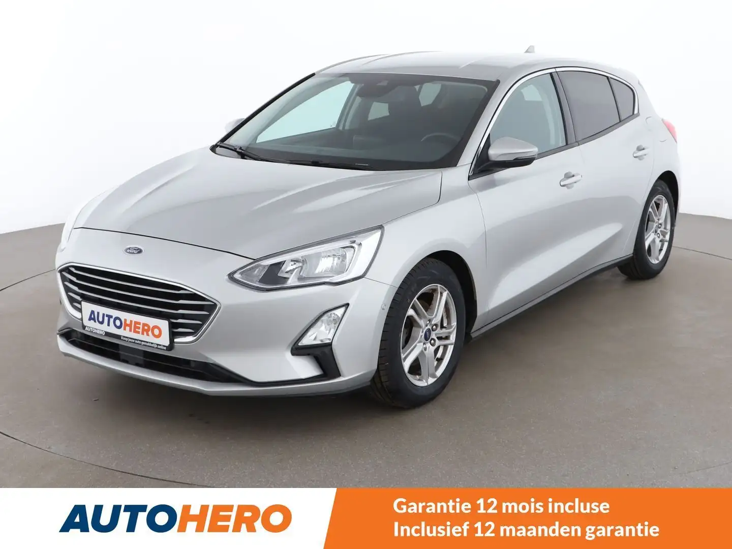 Ford Focus 1.0 EcoBoost Cool&Connect srebrna - 1