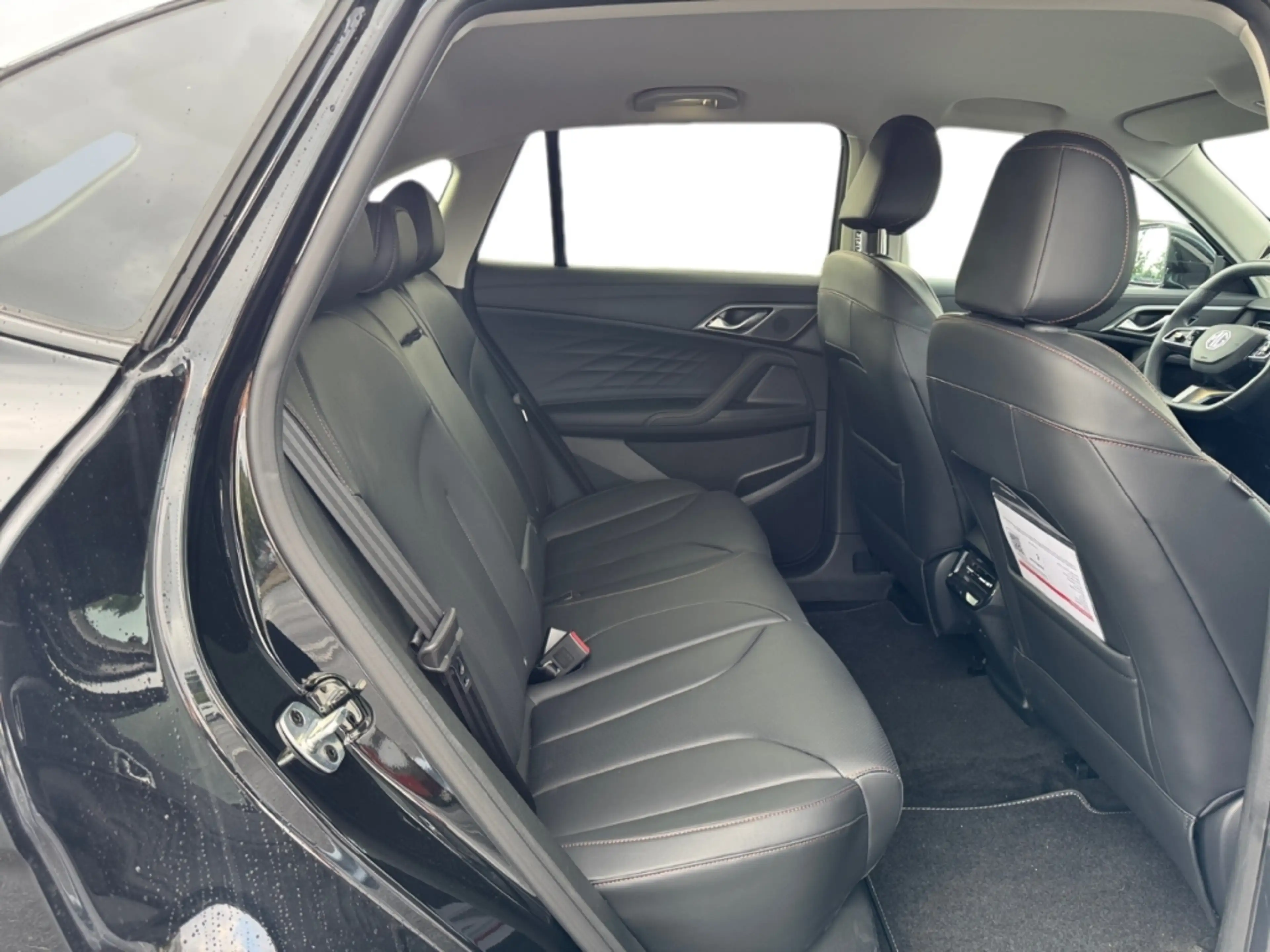 MG HS PHEV Luxury *LED*360*Leder*Memory*el Heck*SHZ* — photo 13