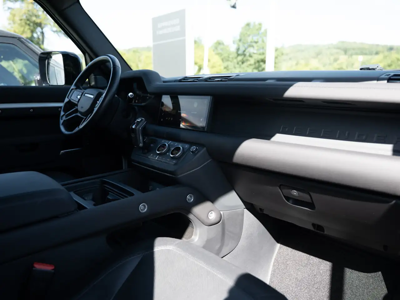 Land Rover Defender 90 X-Dynamic SE ACC LED AHK LEDER, миниатюра 27