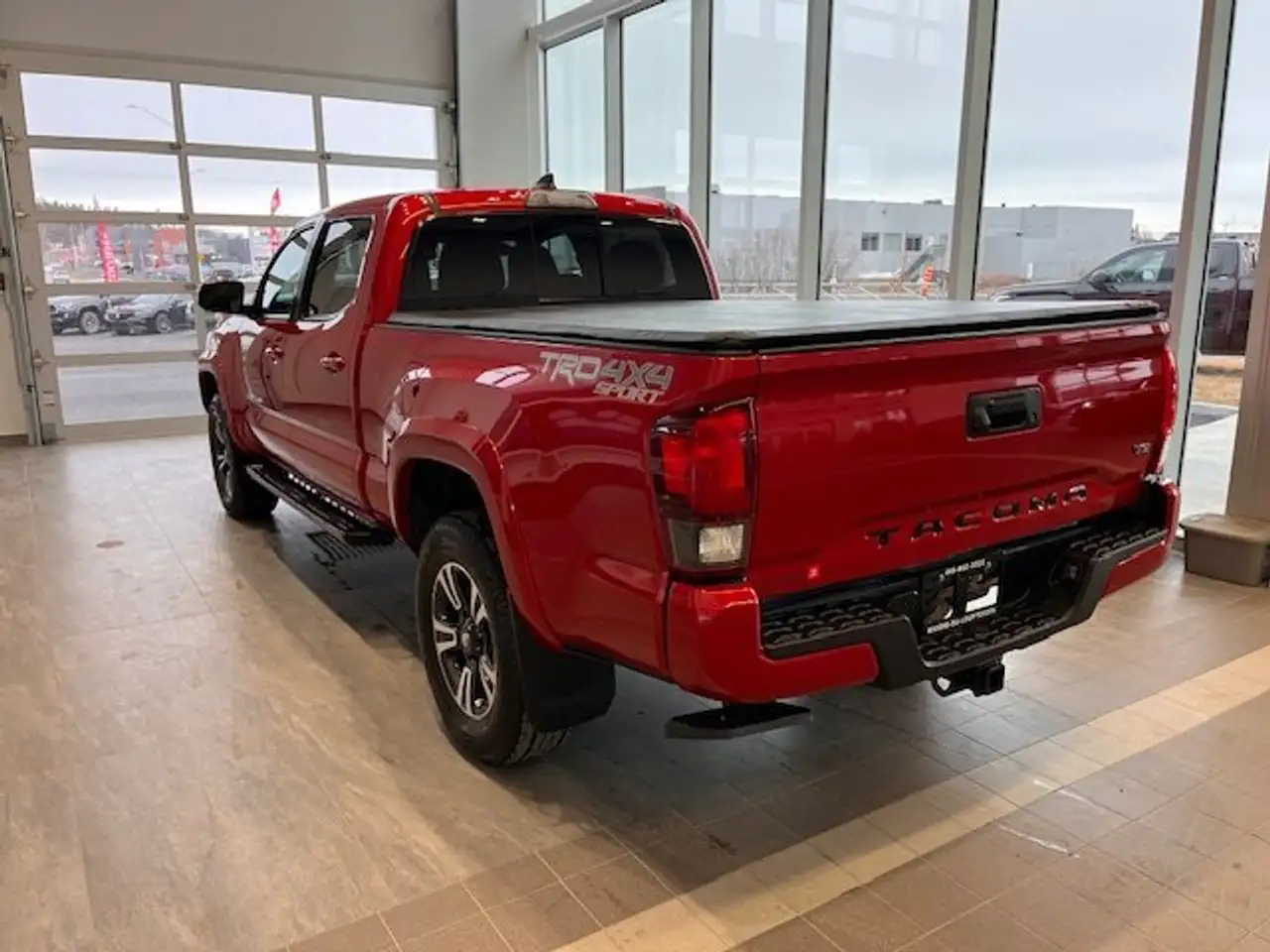 Toyota Tacoma снимка Toyota Tacoma