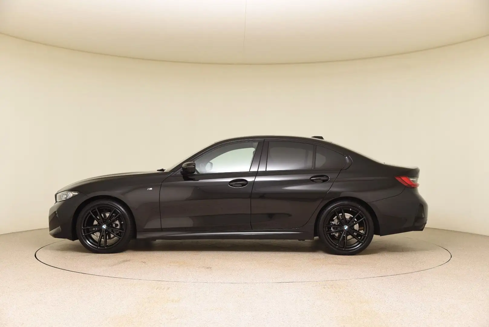 BMW 320 d xDrive M Sport H&K Sthzg ACC LED*UVP:75.610 Zwart - 2