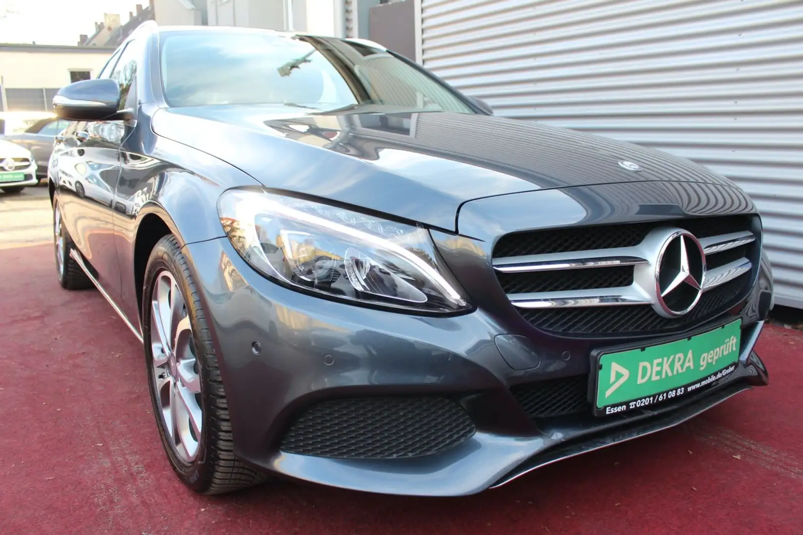 Mercedes-Benz C 180 T AVANTGARDE KLIMA NAVI LED BURMESTER 2.Hd Grau - 2