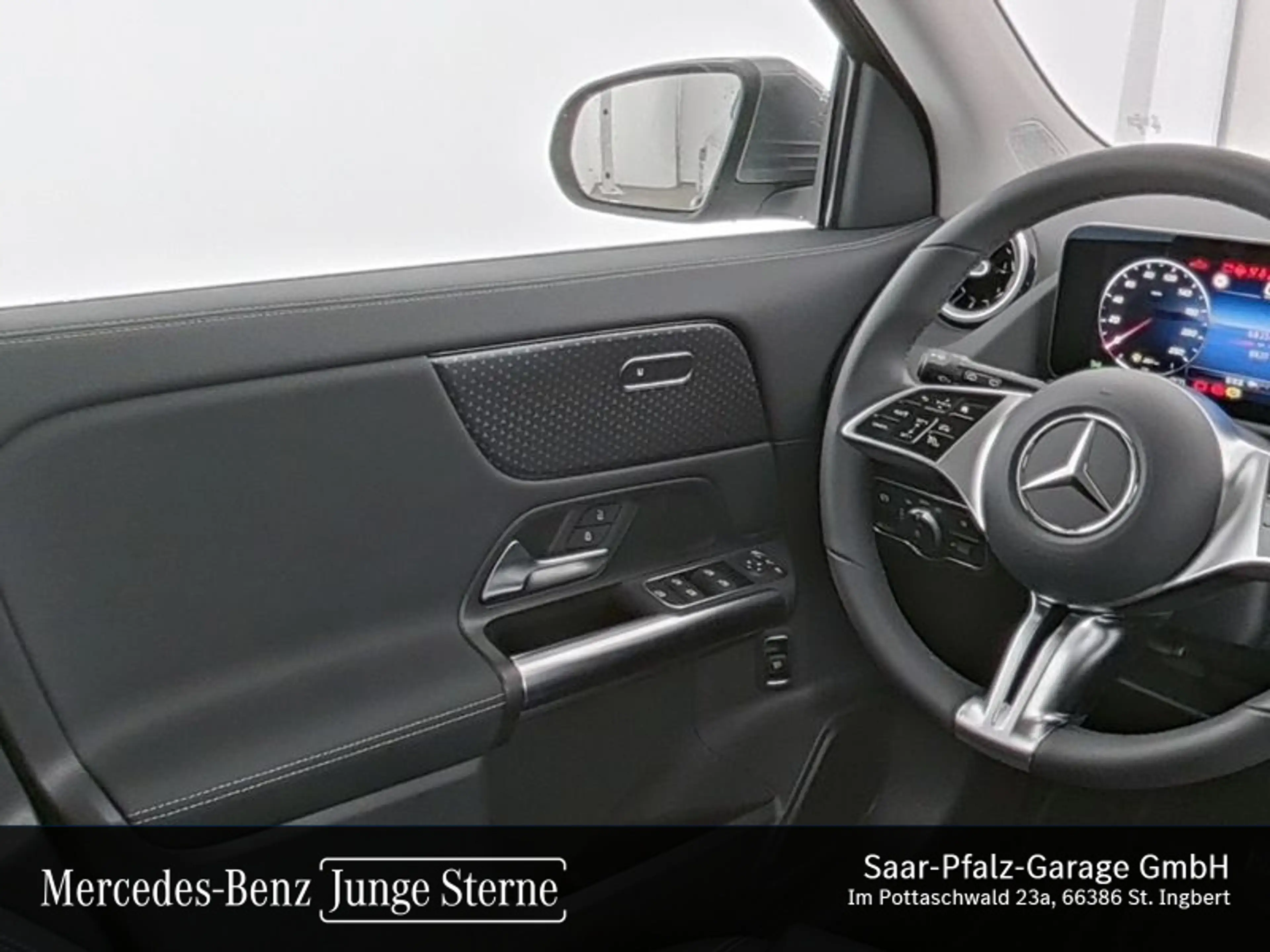 Mercedes-Benz GLA 180 GLA 180 PROGRESSIVE*DISTR*R-KAM*LED*LENK-HZG*PTS — photo 9