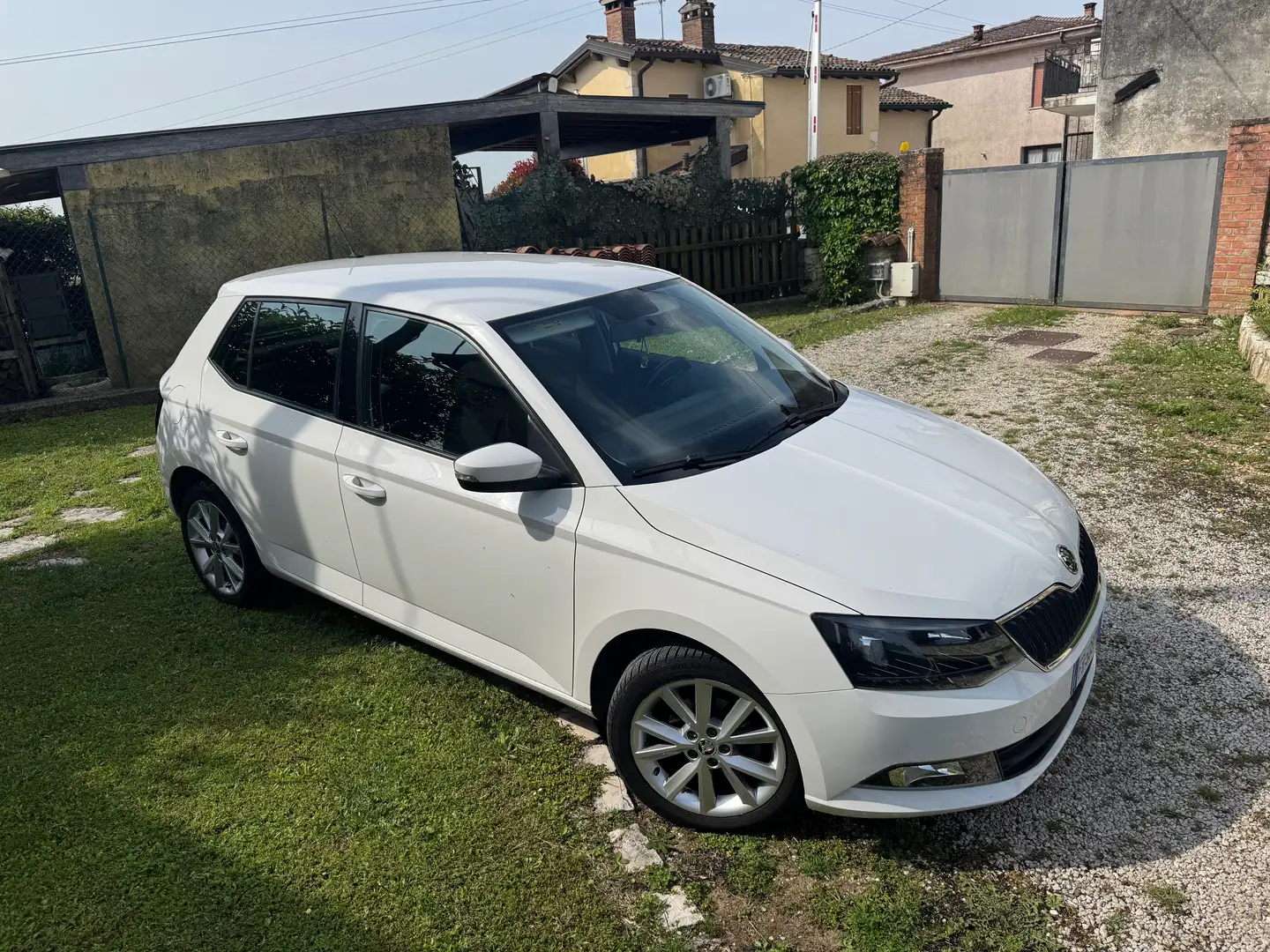 Skoda Fabia Fabia III 2018 1.4 tdi Amb. 75cv Autocarro N1 - 1