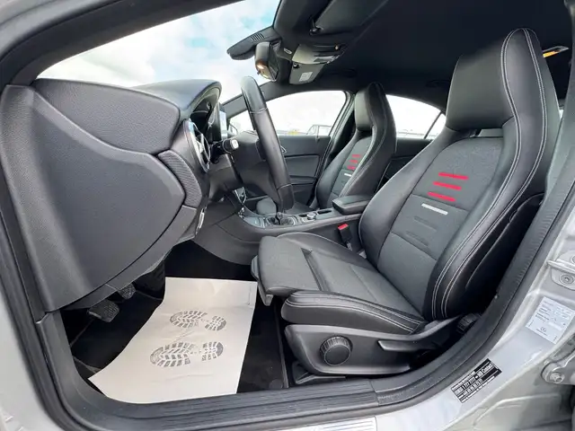 Mercedes-Benz A view 10