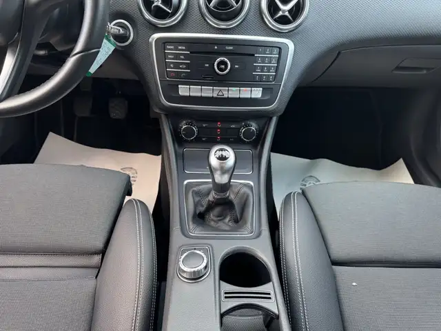 Mercedes-Benz A view 15