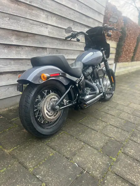 Harley-Davidson Street Bob - foto 6