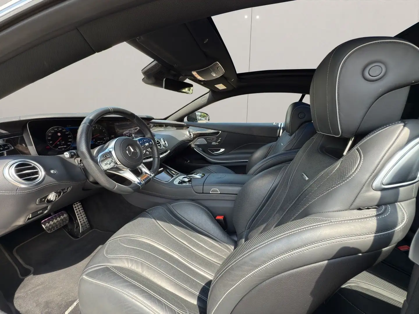 Mercedes-Benz S 63 AMG S-Klasse S 63 AMG Coupe 4Matic+ Pano TV Biały - 2