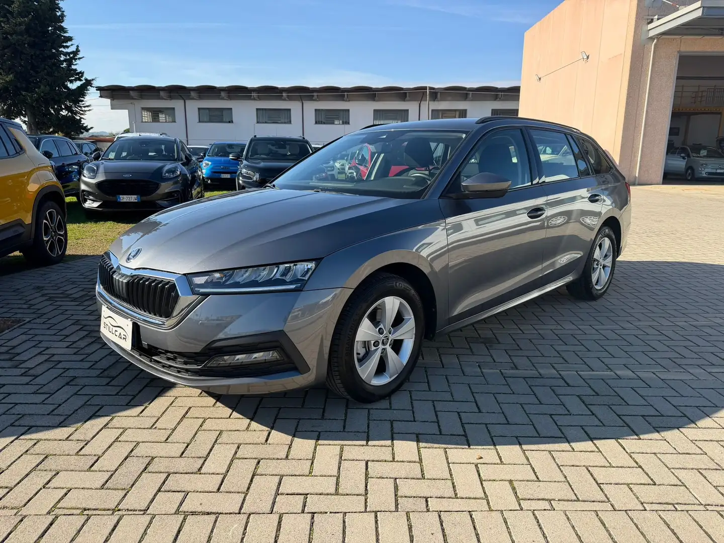 Skoda Octavia Octavia IV Wagon 2.0 tdi evo Ambition 115cv dsg Gris - 1