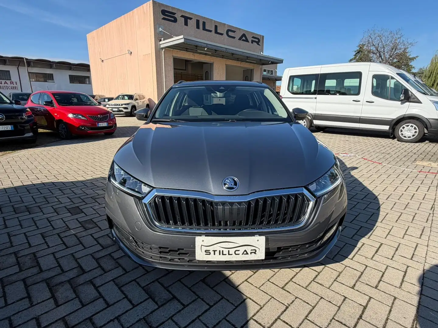 Skoda Octavia Octavia IV Wagon 2.0 tdi evo Ambition 115cv dsg Gris - 2