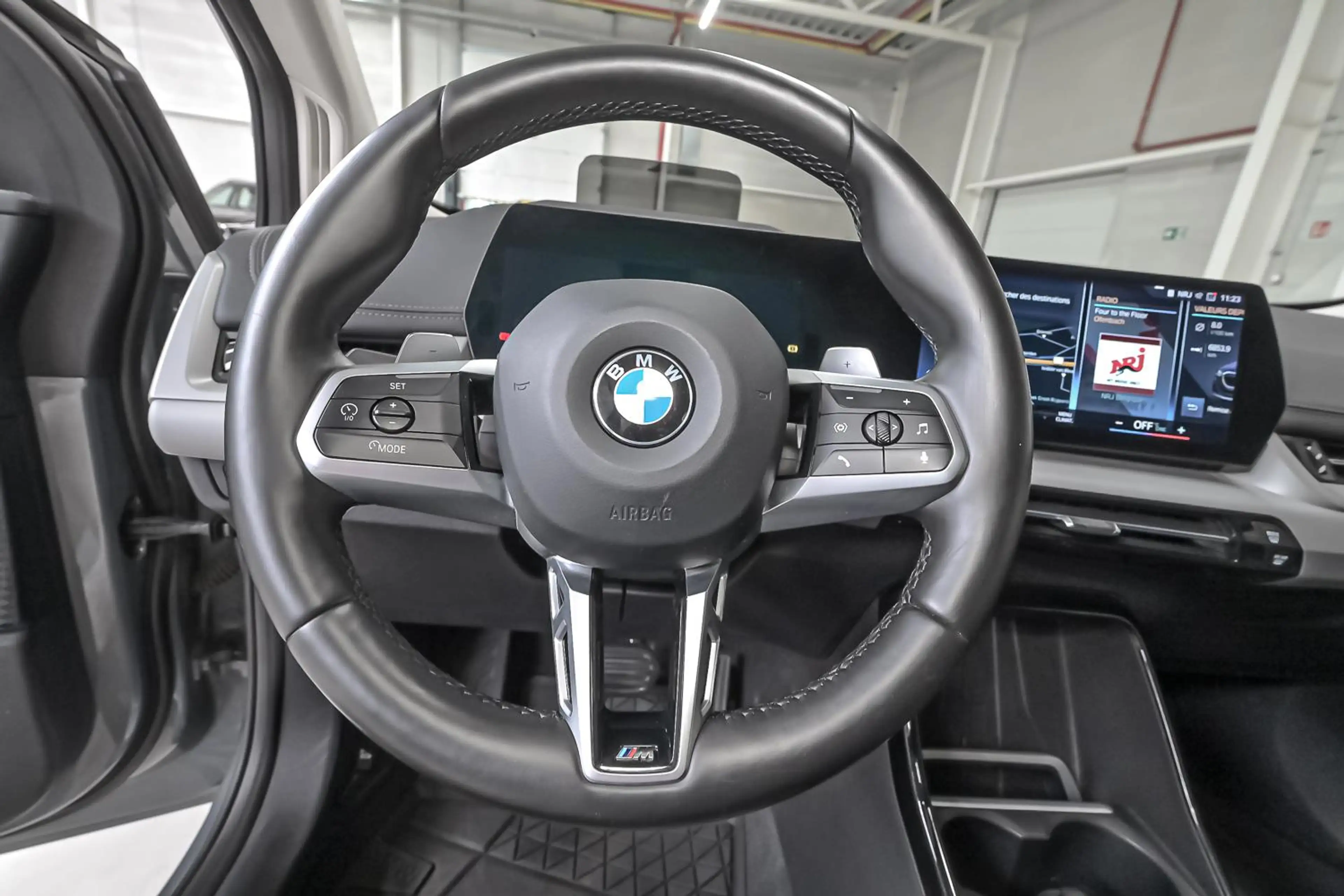 BMW 218 i Active Tourer - 2ans/jaar garantie — photo 9