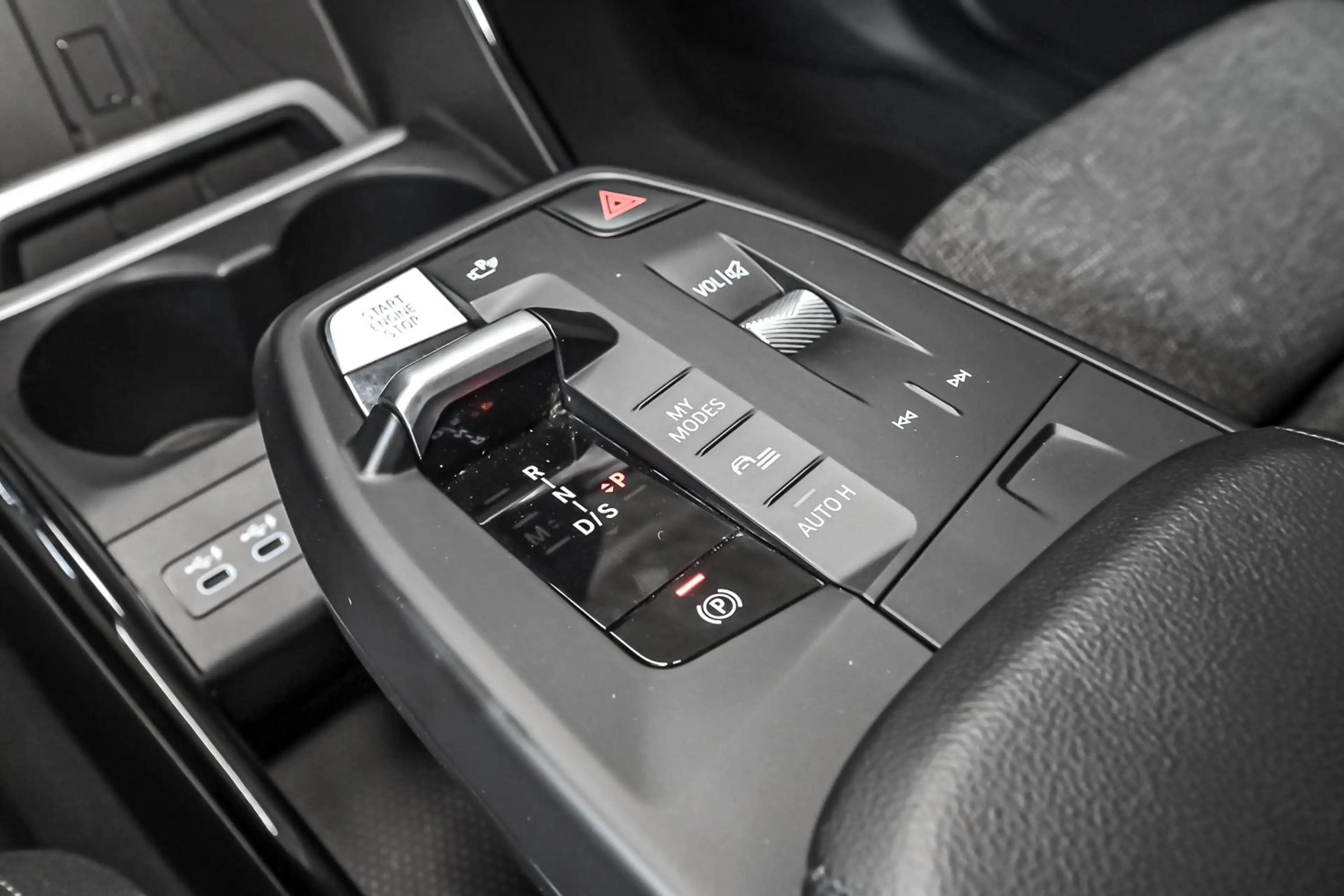 BMW 218 i Active Tourer - 2ans/jaar garantie — photo 11